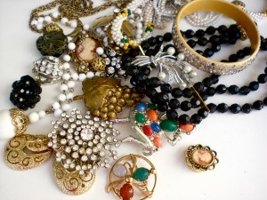 vintage-antique-jewelry1